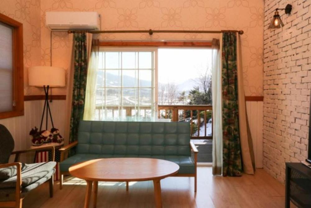 Queens Garden Pension Pyeongchang Room photo